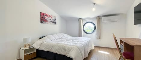 7 habitaciones y wifi gratis