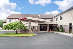 View from property - Econo Lodge Ithaca Area (Ithaca)