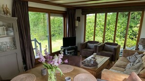 TV - Beach Resort Nieuwvliet Bad - 1204 by Interhome (Nieuwvliet)