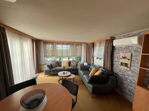 Living area - Beach Resort Kamperland - 911 by Interhome (Kamperland)