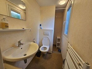 Bathroom - RBR 2464 - Beach Resort Kamperland by Interhome (Kamperland)