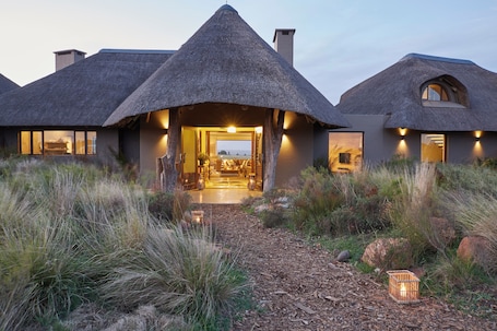Room. Gondwana Game Reserve