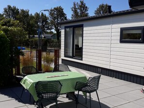 Outdoor dining - RBR 414 - Beach Resort Kamperland by Interhome (Kamperland)