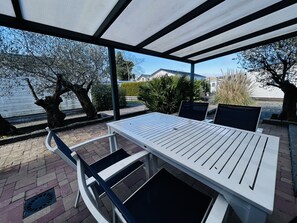Outdoor dining - RBR 655 - Beach Resort Kamperland by Interhome (Kamperland)