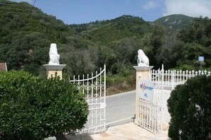 View from property - Marina Apartments & Studios (Corfu)