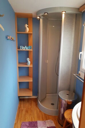 Bathroom - RBR 164 - Beach Resort Kamperland by Interhome (Kamperland)