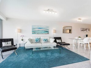 Room - Mantra Sirocco Mooloolaba (Sunshine Coast)