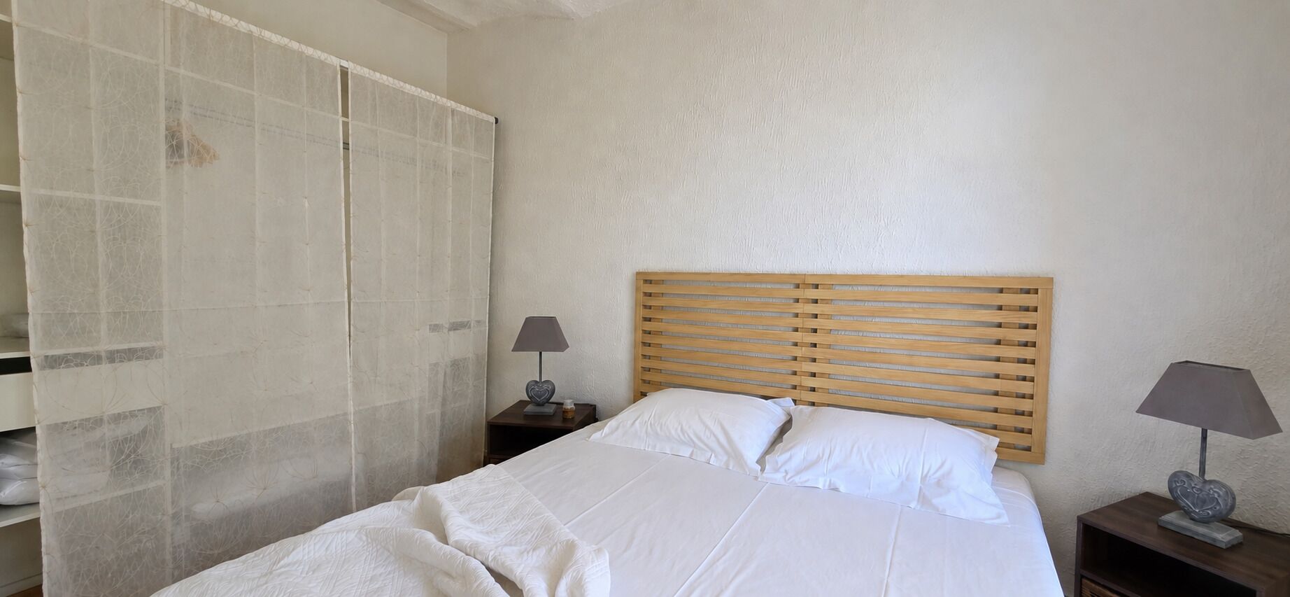 4 bedrooms, free WiFi, bed sheets