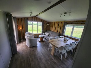 Living area - Hoeve Twente - De Bosuil by Interhome (Heythuysen)