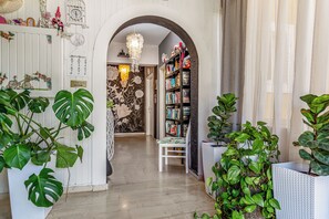 Lobby - V.a. Boutique Apartments and Suites (Corfu)