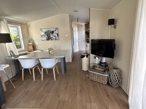 Dining - RBR 237 - Beach Resort Kamperland by Interhome (Kamperland)