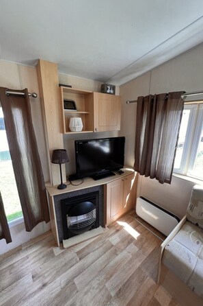 Living area - ZP 655 - Camping de Zandput by Interhome (Vrouwenpolder)
