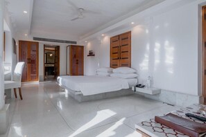 Room - Raas Devigarh, Udaipur (Nathdwara)