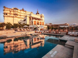 Pool - Raas Devigarh, Udaipur (Nathdwara)