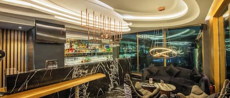酒吧(店内)