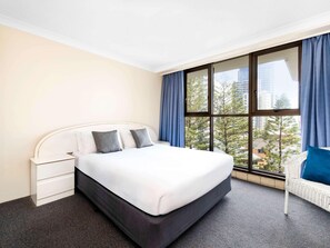 Unclassified image, 3 of 32, button - Breakfree Acapulco Surfers Paradise (Gold Coast)