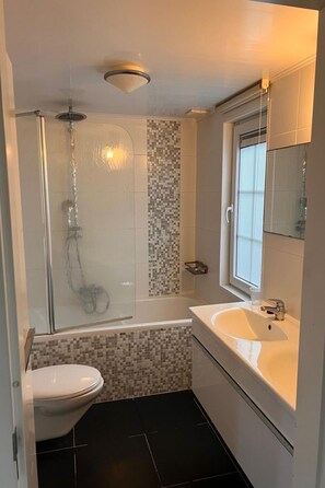 Bathroom - RBR 1143 - Beach Resort Kamperland by Interhome (Kamperland)