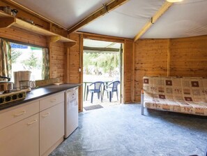 Interior - Camping 2000 - Kampeerhut by Interhome (Osecná)
