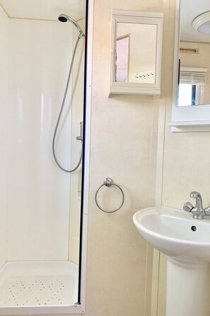 Bathroom - RBR 541 -  Beach Resort Kamperland by Interhome (Kamperland)