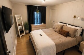 3 bedrooms, WiFi, bed sheets