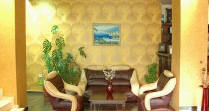 Hotel 1 Maji