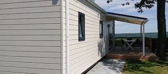 Camping Natuurlijk Limburg - Chalet 4 by Interhome