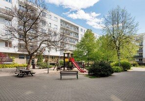 Children’s area - Metro Młynów Cosy Apartment (Warszawa)