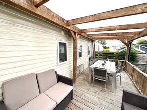 Outdoor dining - RBR 1152 - Beach Resort Kamperland by Interhome (Kamperland)