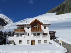 Exterior - Apartment  by Interhome (Samnaun)