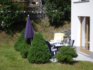 Outdoor dining - Apartment  by Interhome (Samnaun)