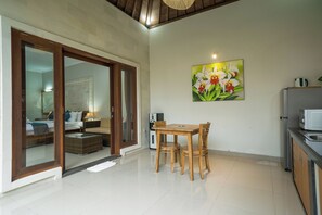 Room - Three Brothers Bungalows and Villas (Legian)