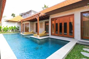 Room - Three Brothers Bungalows and Villas (Legian)