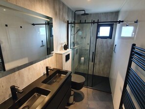 Bathroom - Vakantiepark de Zeeuwse Parel - De Witte Parel by Interhome (Scherpenisse)