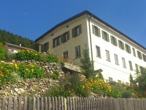 Esterni