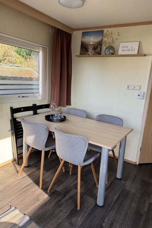 Dining - RBR 1252 - Beach Resort Kamperland by Interhome (Kamperland)