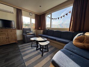 TV - RBR 1252 - Beach Resort Kamperland by Interhome (Kamperland)