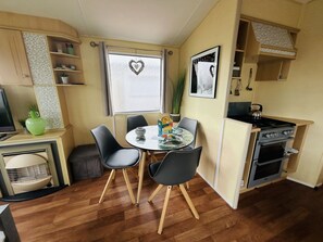 Dining - Beach Resort Kamperland - 322 by Interhome (Kamperland)