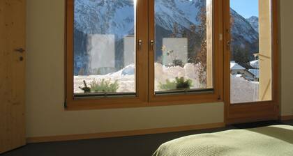 Chasa Fionas - Einfamilienhaus Fam. Pitsch, (Ftan). by Interhome