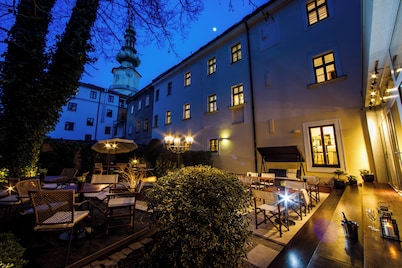 Beigli Hotel & Garden