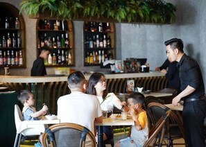 Bar (on property) - The Leaf Boutique Hotel Adults Only (Da Nang)