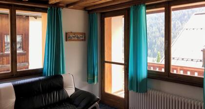 Ferienwohnungen Chasa Valär, (Scuol) by Interhome