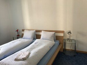 Internet - Ferienwohnungen Chasa Valär, (Scuol). by Interhome (Scuol)