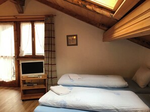 Internet - Apartment  by Interhome (Scuol)