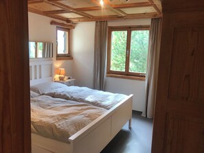 Internet - Chasa Tusa, (Scuol). by Interhome (Scuol)