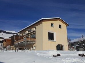 Esterni