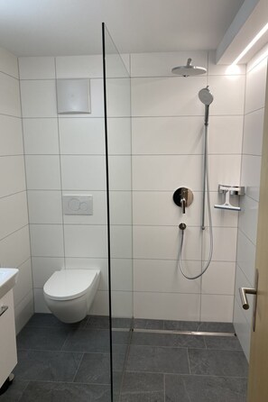 Bathroom - Ferienwohnungen Senda 495D, (Scuol). by Interhome (Scuol)