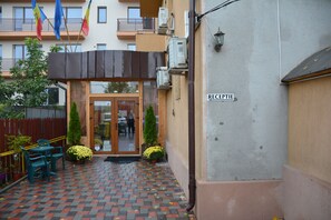 View from property - La Casa Nord Hotel (Bucharest)