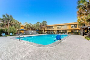 Pool - Rodeway Inn Slidell I-10 (Slidell)