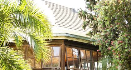 The Bronte Garden Hotel