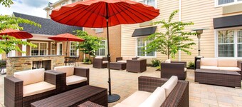 Dulles Suites